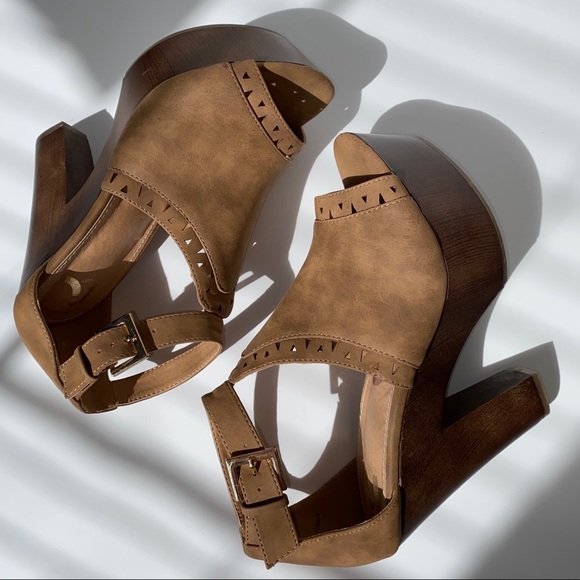 🆕 Report BROOKE Brown Platform Heels Sandals NWOT - Picture 6 of 8